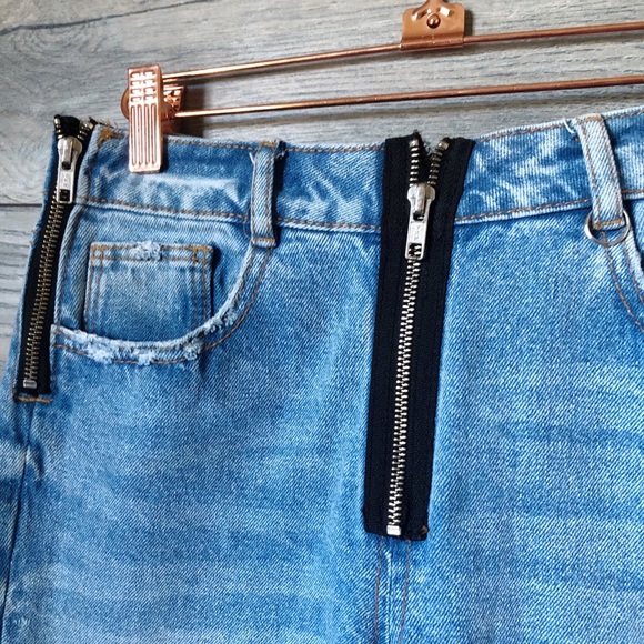 Zara distressed crop zipper jeans - Picture 3 of 4